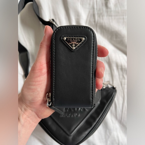 Prada Triangle leather shoulder bag (Grace Lux) authentic. - Picture 7 of 8